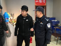 山东乳山商业街派出所联合社区深入辖区餐饮行业开展预防