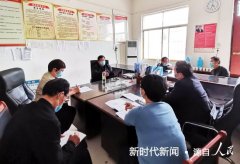 河南省镇平县人大主任赵水在王岗乡和晁陂镇督导脱贫攻坚