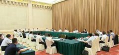 吉炳轩率全国人大常委会执法检查组赴河南 检查农业机械化促进法实施情况