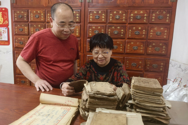 百年传承 中医世家 ——访郭氏中医世家第八代传承人郭