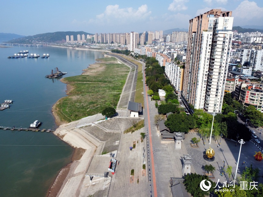改造提升后的王家渡滨江公园。人民网记者 刘政宁摄