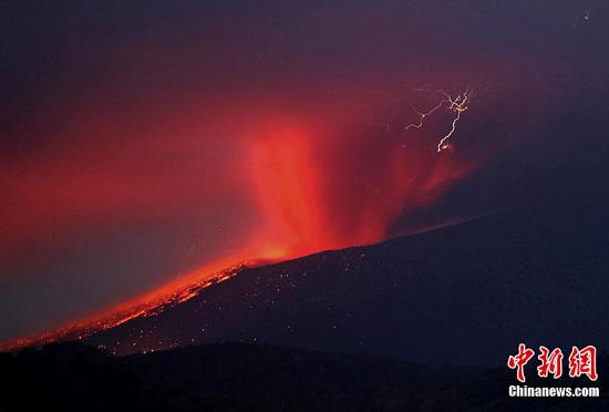 日本新燃岳火山或将喷发？日气象厅提高警戒级别