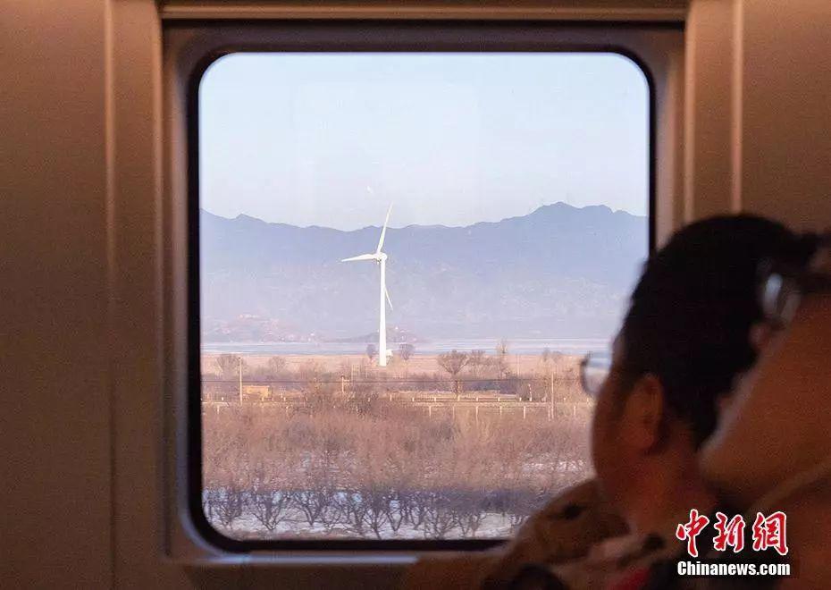 过年不能回家是什么体验？网友这些留言句句扎心