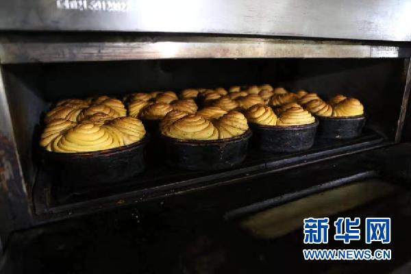 【新春走基层】甘肃武威：“烤出来”的扶贫车间