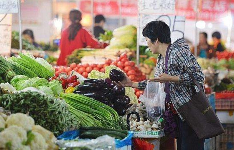 武汉全力保障“菜篮子”（英雄的城市 英雄的人民）