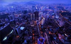 荔枝网评：“世界工厂”机器声宣示中国经济强大“抗疫力