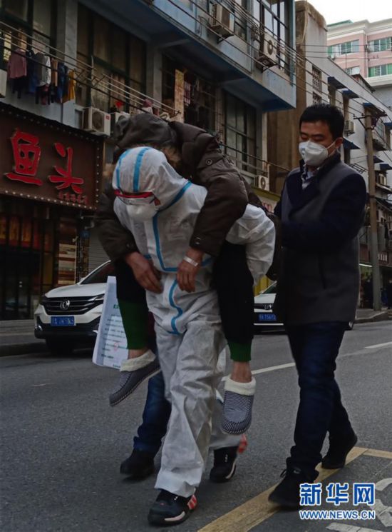 战斗在党和人民最需要的地方——记奋战湖北抗疫一线的人民警察