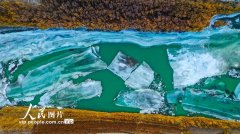 新疆：开都河冰化开河
