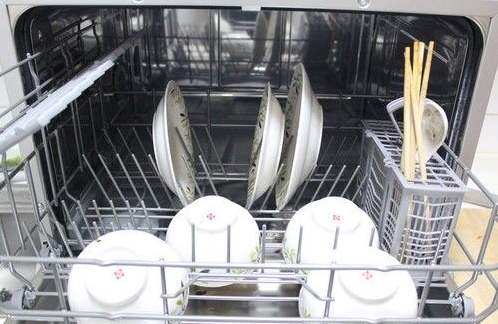 “宅经济”推动家电行业发展 洗碗机等销量