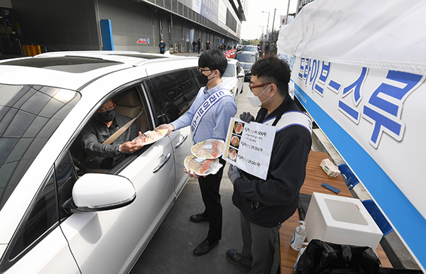 韩国新增91例新冠肺炎确诊病例，累计9332例