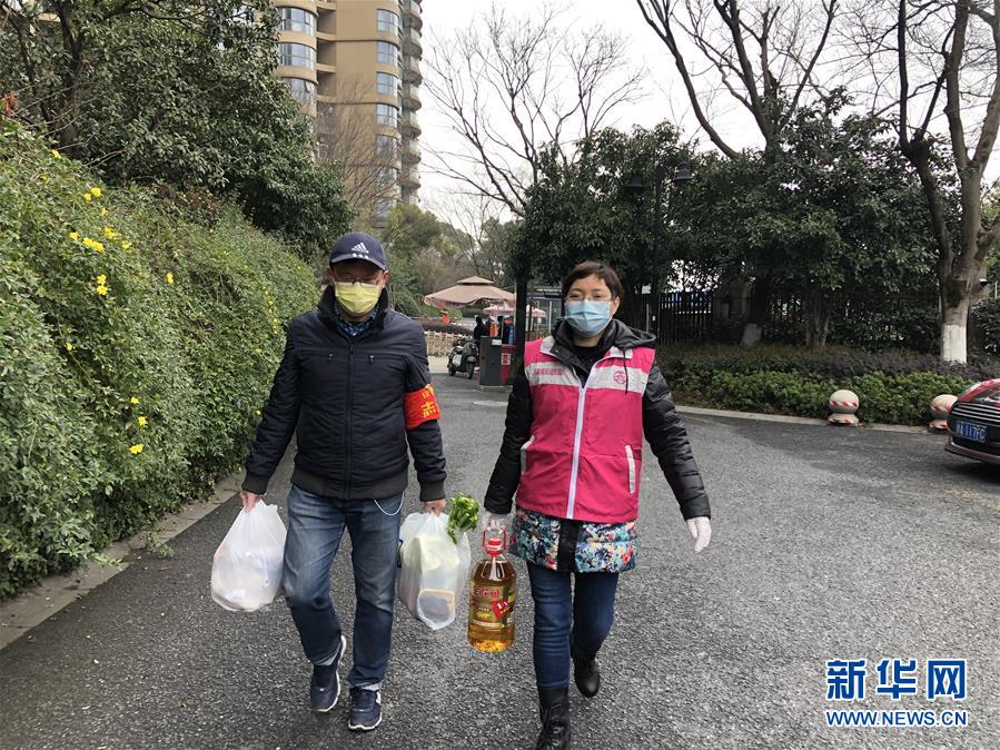 扎紧篱笆打好桩——各地筑牢社区防控安全屏障
