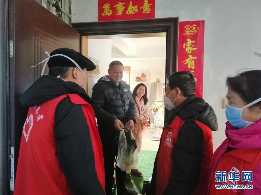 扎紧篱笆打好桩——各地筑牢社区防控安全屏障
