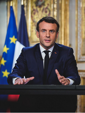 法国总统马克龙：延长限制措施至5月11日 与非欧盟国家边境将持续关闭