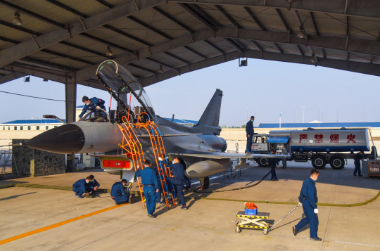 北部战区空军某场站:瞄准实战锤炼无依托条件下紧急保障能力