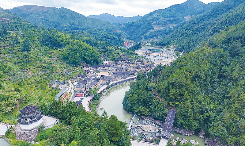 坚决夺取脱贫攻坚全面胜利