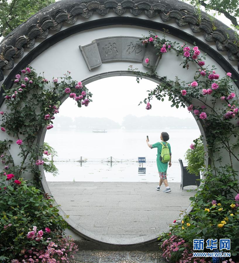 人气回暖 消费复苏 健康出行——加长版“五一”假期观察