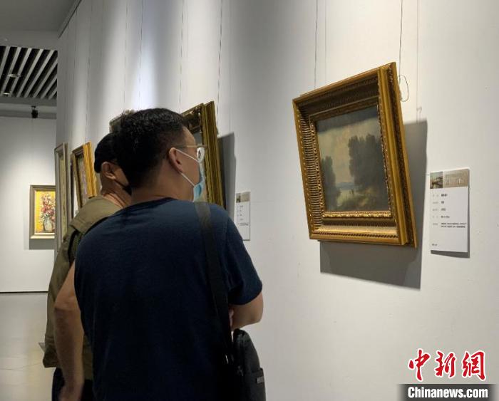 “追忆·时光——乌克兰精品油画展”近百幅画作展异国艺术魅力