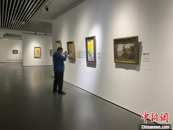 “追忆·时光——乌克兰精品油画展”近百幅画作展异国艺术魅力