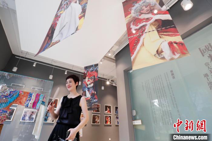 “国粹—当大美京剧遇上连环画”展览亮相上海