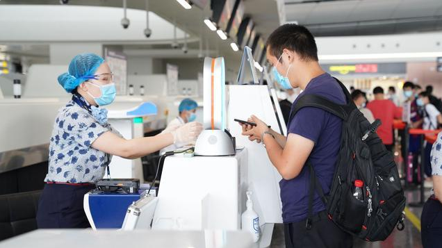 大兴机场跨省出京首团揭开疫情常态下新变化