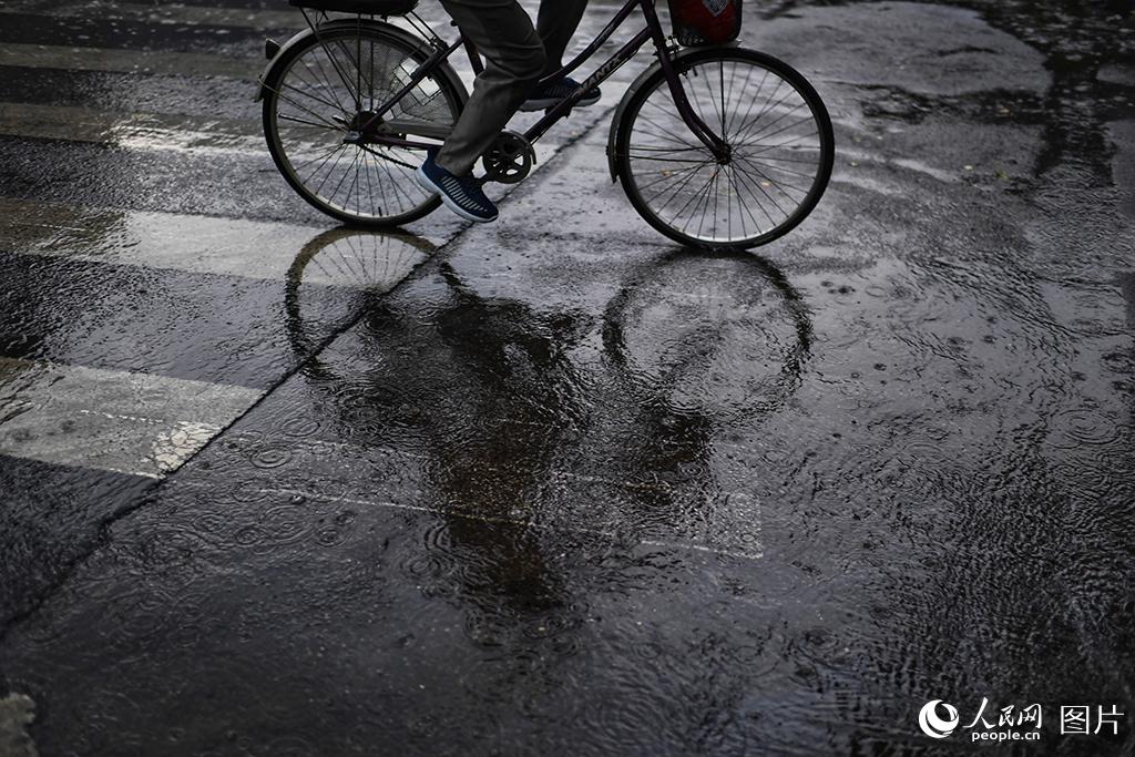 北京启动重大气象灾害三级应急响应。人民网记者 翁奇羽 摄