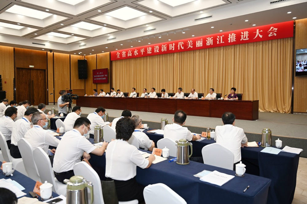 生态环境部党组书记孙金龙赴浙江安吉考察调研