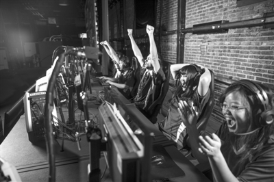 巨头争相布局 电竞产业发展半径不断拓宽