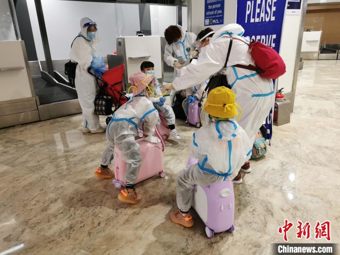 中国驻菲律宾使馆调整赴华乘客核酸检测证明时限要求