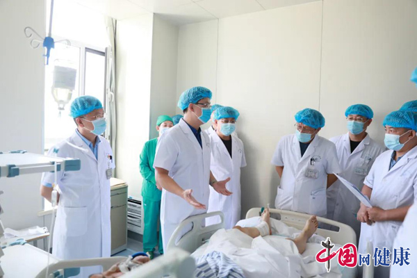 临汾市人民医院全力救治“8.29”伤员