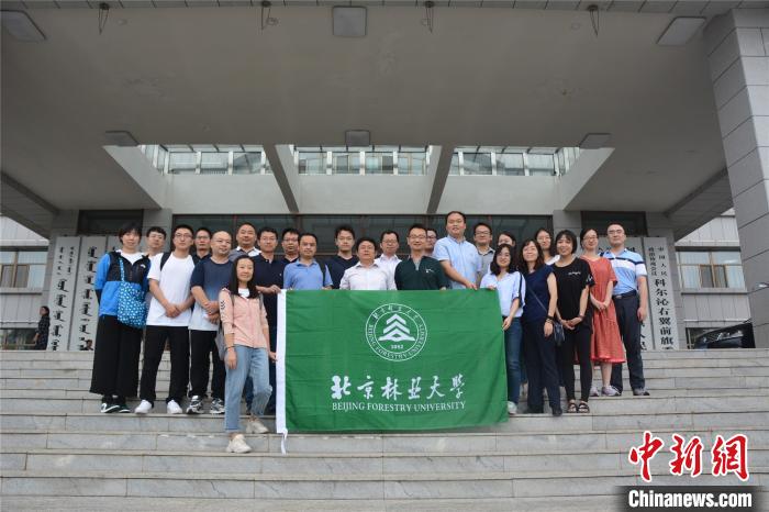 北林91位师生内蒙古支教7年：当草原孩子们的“筑梦人”
