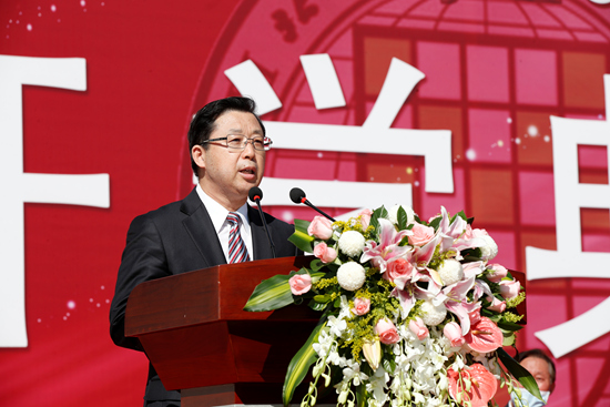 北京语言大学校长刘利:把优秀作为一生的追求