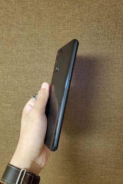 真我X7 Pro 5G上手体验：”120Hz高刷+65W闪充”轻旗舰引领5G手机“真普及”