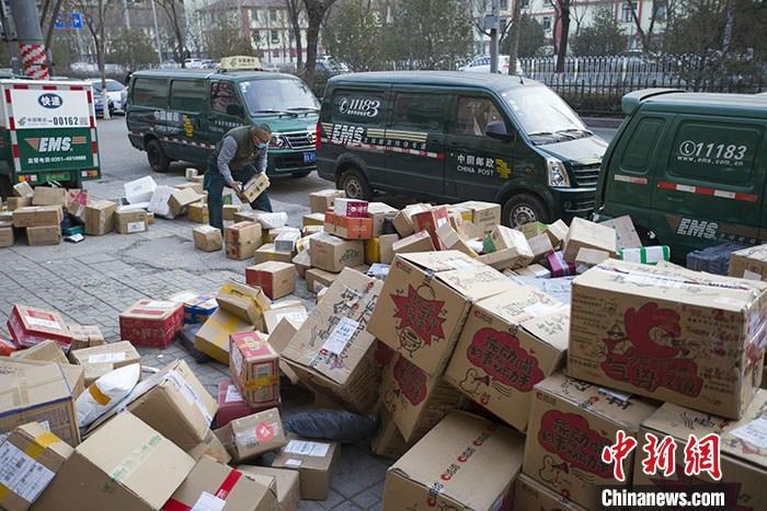 国家邮政局：全国400万快递小哥无一例因工作感染新冠病毒