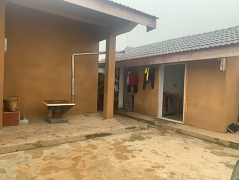 气象“书记”来到小山村打开致富新思路