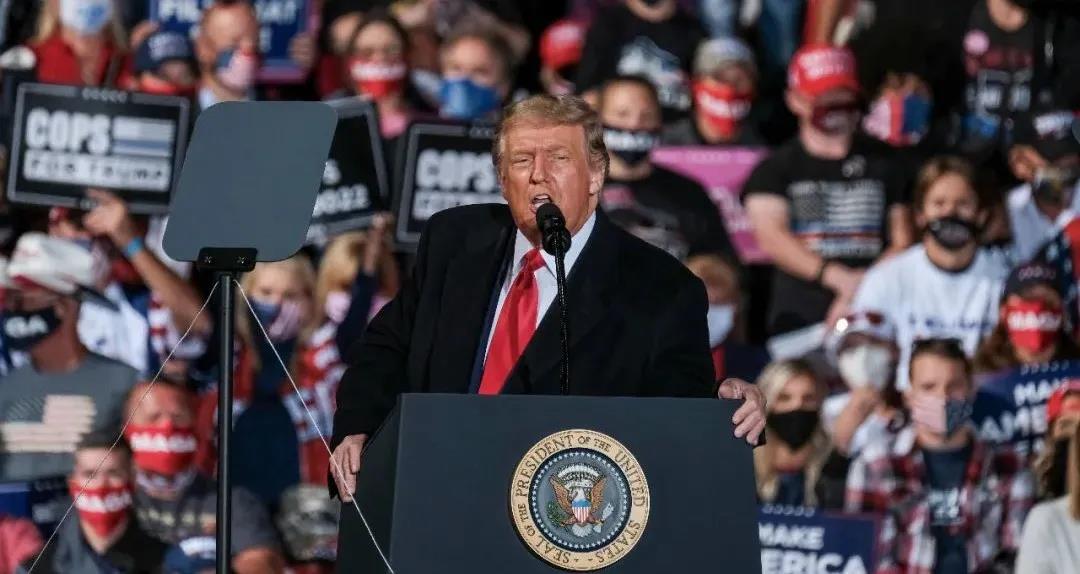 病亡人数已超20万 美国政府抗疫表现获评“糟糕透顶”！