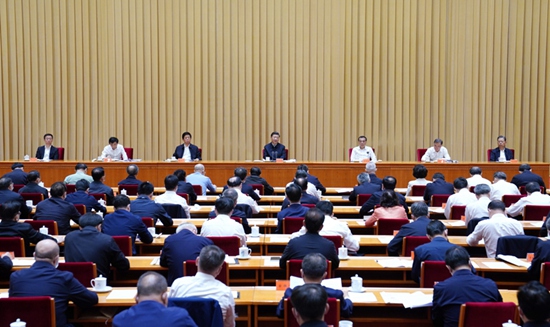 习近平在第三次中央新疆工作座谈会上强调：坚持依法治疆团结稳疆文化润疆富民兴疆长期建疆努力建设新时代中国特色社会主义新疆