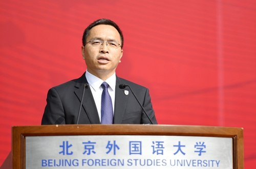 北京外国语大学校长杨丹：用世界定义人生，从这里走向世界