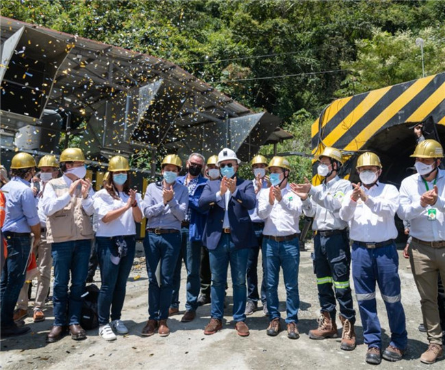 哥伦比亚总统杜克：期待中哥深化合作 共同推动后疫情经济增长