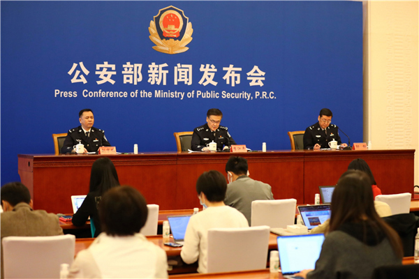 公安部:推行摩托车转籍异地通办、驾驶证全国一证通考