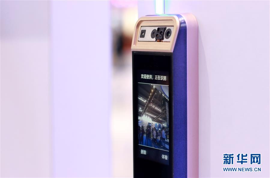 (深圳特区40年·图文互动)(1)从“吸附器”到“发动机”——深圳厚植创新发展新优势