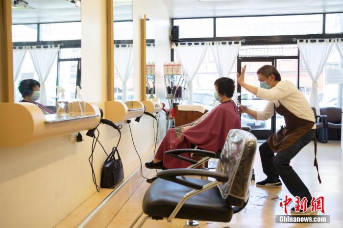 世卫组织称全球处于“关键时刻” 法国成第七个累计确诊超百万国家