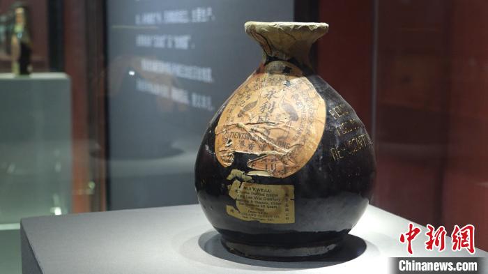 “好酒者”自建“老酒博物馆” 珍藏老酒超万种