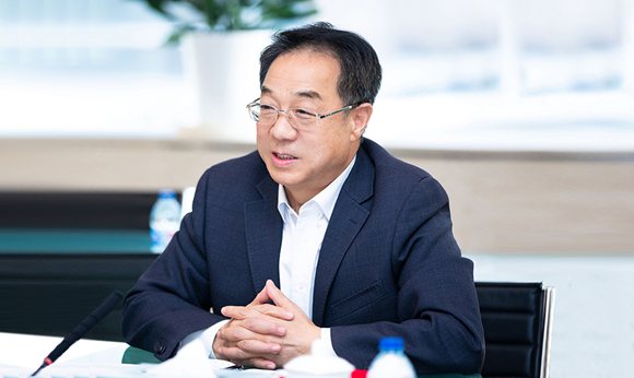 中华慈善总会会长宫蒲光:加快推进慈善事业法治化建设