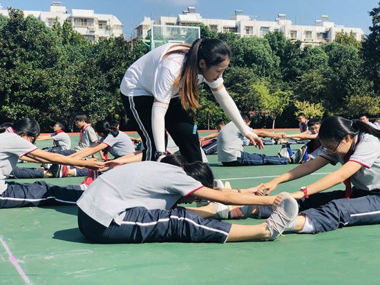 南京一所中学的体育老师为何都能当班主任