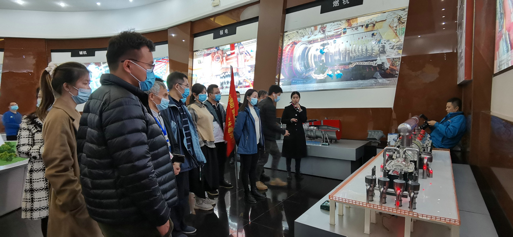 【全国主流媒体德阳行】采访团走进东汽 近距离感受重装之都