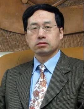 环球深观察丨确诊病例数再创新高 美联储主席再次呼吁美民众戴口罩