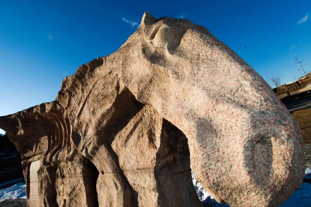 “马识善人”故事——云冈石窟开凿的发愿者昙曜