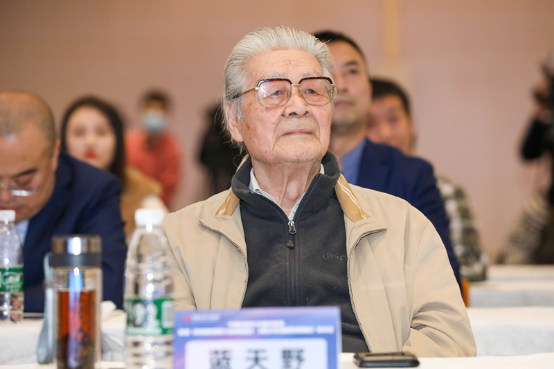 中国首套戏剧艺术普及教育教材发布 务实解决行业一线需求