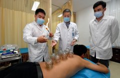 中医灸针“织出”上合国家交流纽带