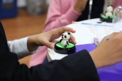 中国文化走进国际学校近距离体验传统文化魅力